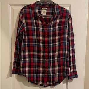 American Eagle Outfitters Oversized Red and Blue Plaid Shirt